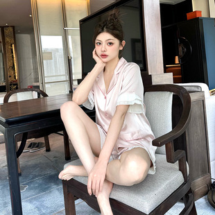 �����۲衹���|�����ѝ˯���ļ��Ҿӷ����b���z�p������Ů