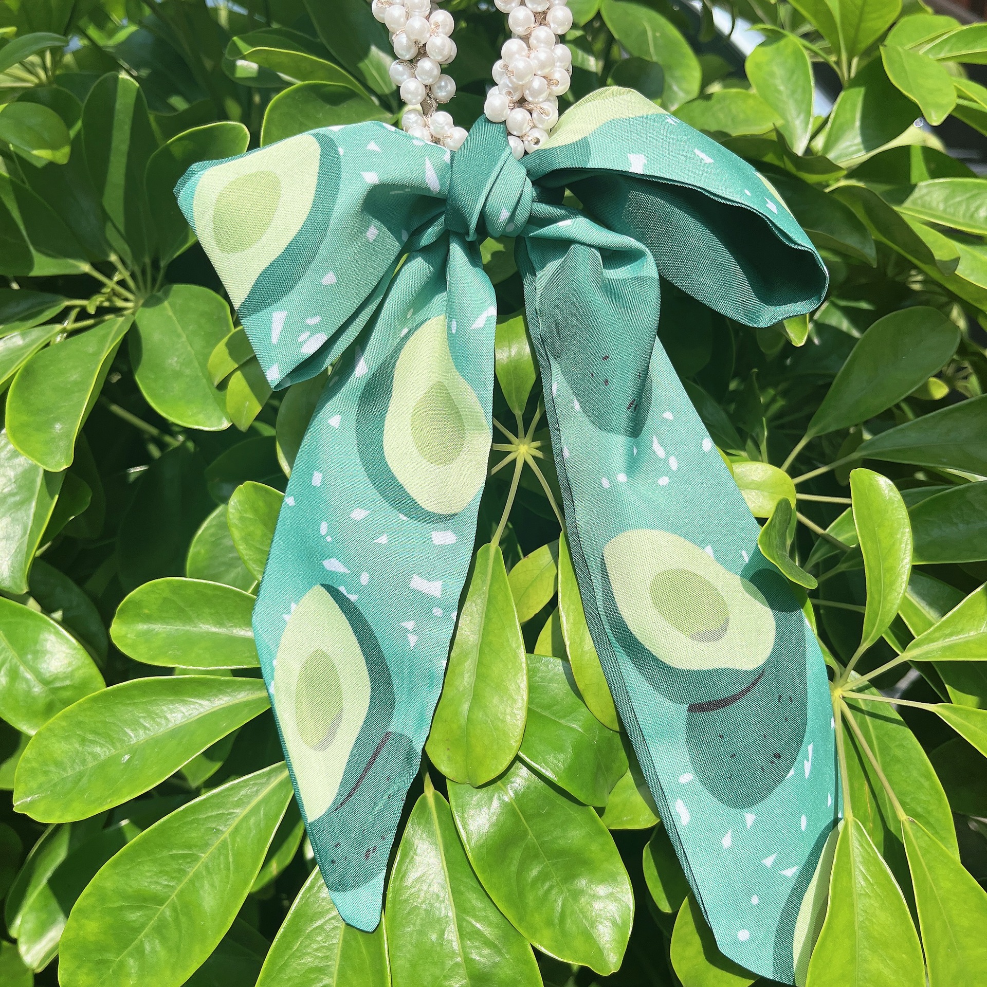 Banda de pelo de bufanda de seda para mujer corbata de pelo fino de verano de perlas cinta de arco Hada cuerda de pelo de todo fósforo estilo coreano accesorios para el cabello al por mayor