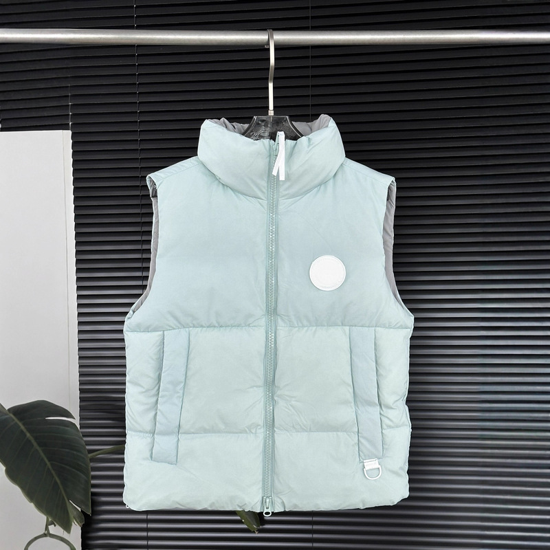 2026 Autumn and Winter New Canadian Goose Capsule down Warm Vest Zhao Lusi Same Style Cute Pure Color Simple