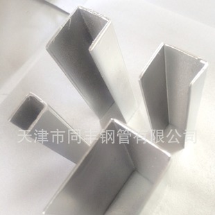 �����T�� �X�Ͳ� ��U�Ͳ� C���  �е� �� CUZ ��� ������r