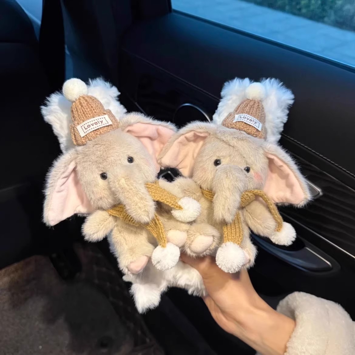 Little Elephant Seatbelt Shoulder Pad Car Decoration Cute High-End Accessory for Girls and Couples Car Interior Ornament