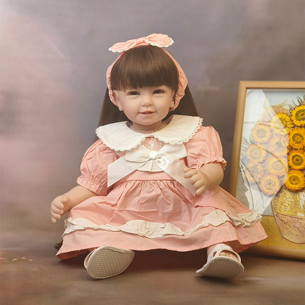 새로운 재생 인형 귀여운 소녀 장난감 부드러운 천 바디 시뮬레이션 인형 어린이 장난감 도매