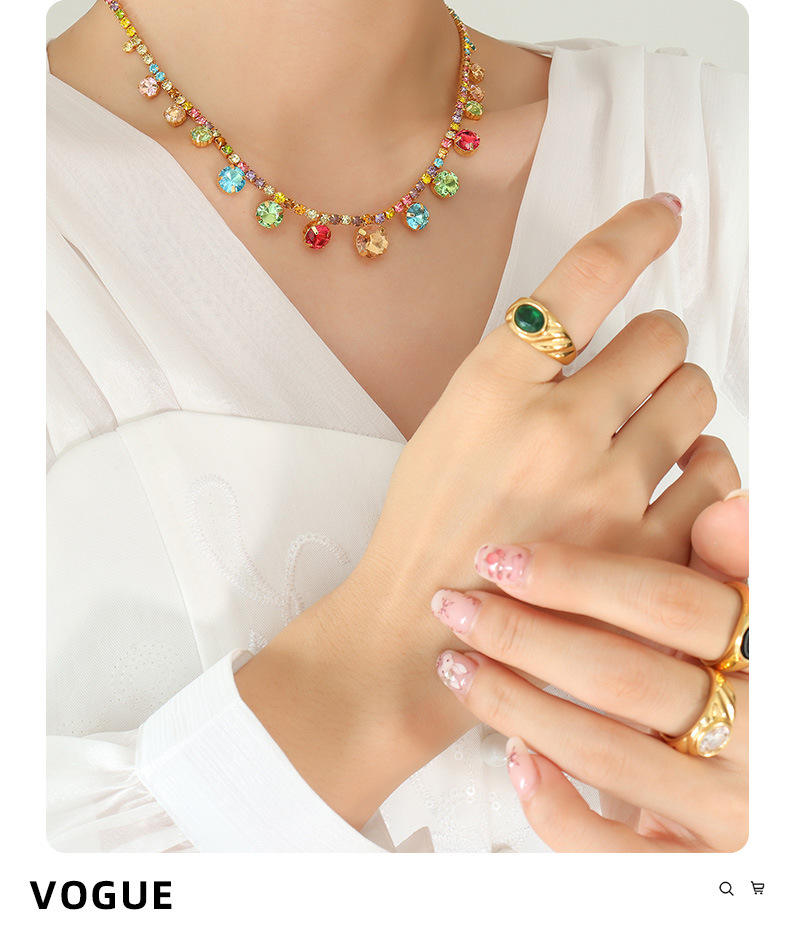 Fashion Round Copper Plating Inlay Crystal Pendant Necklace 1 Piece