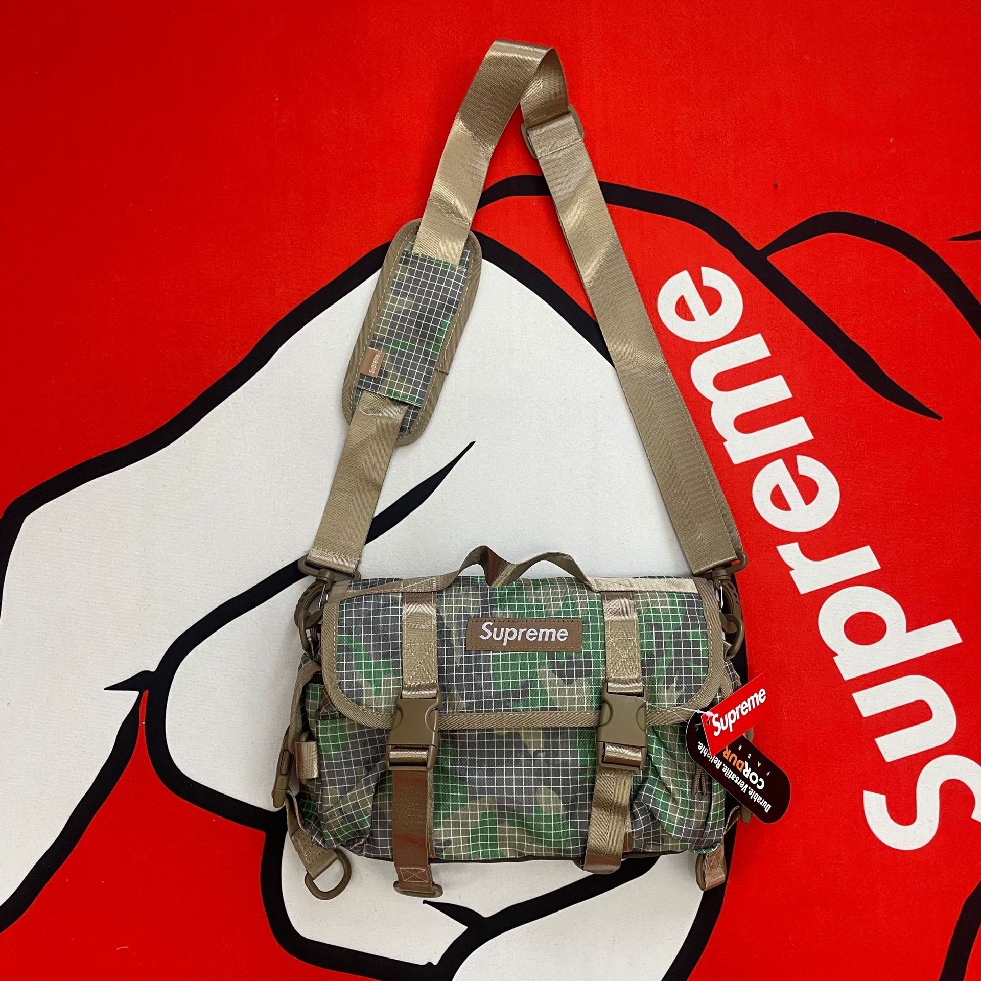 Supreme Field Messenger Bag 16L Olive Camo