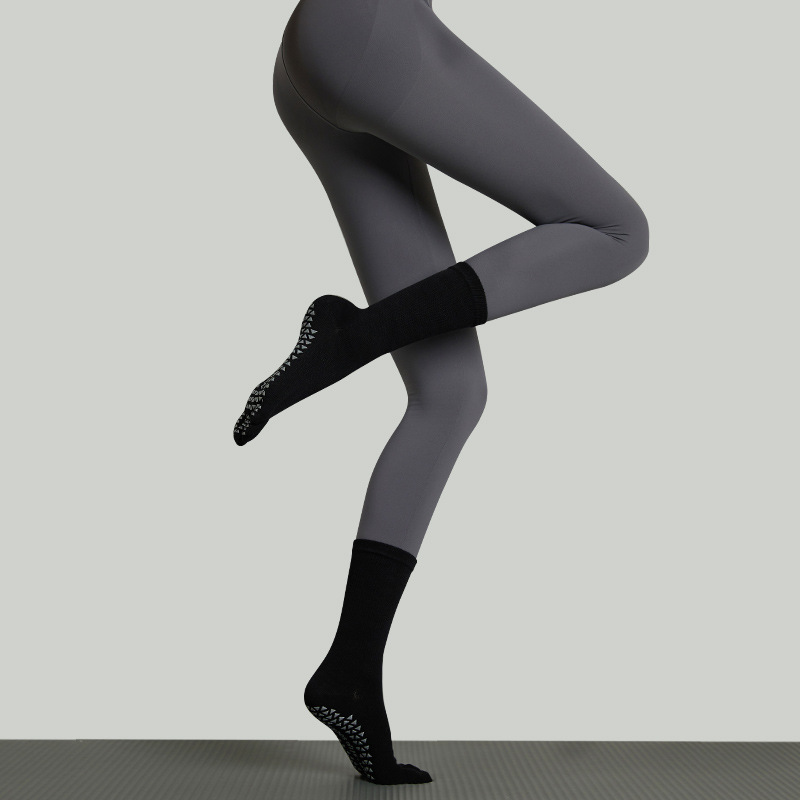 Calcetines de yoga de cinco dedos, estilo delgado de verano, calcetines profesionales antideslizantes de cinco dedos para mujer, calcetines deportivos específicos para Pilates, calcetines de fitness con punta dividida.