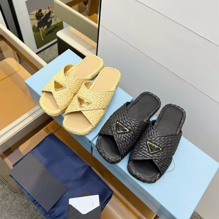 High-End Women's Shoes Hand-Woven Flats Slippers 2025 Spring and Summer New Casual Outer Wear Simple Slippers for Women High-End Women's Shoes Hand-Woven Flats Slippers 2025 Spring and Summer New Casual Outer Wear Simple Slippers for Women