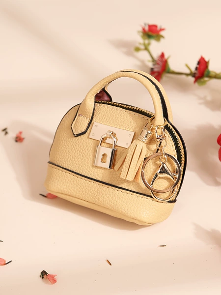 Handheld yellow small bag