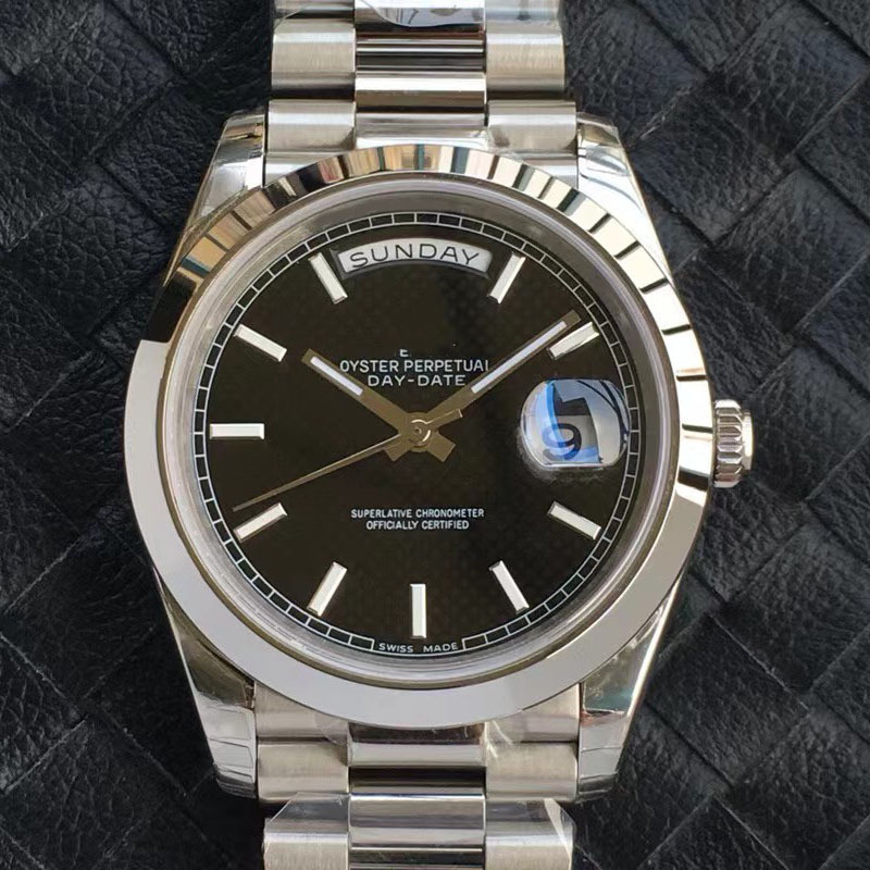 C fábrica N fábrica EW fábrica Lao Jia Domingo calendario doble registro serie reloj mecánico automático Lao venta directa al por mayor