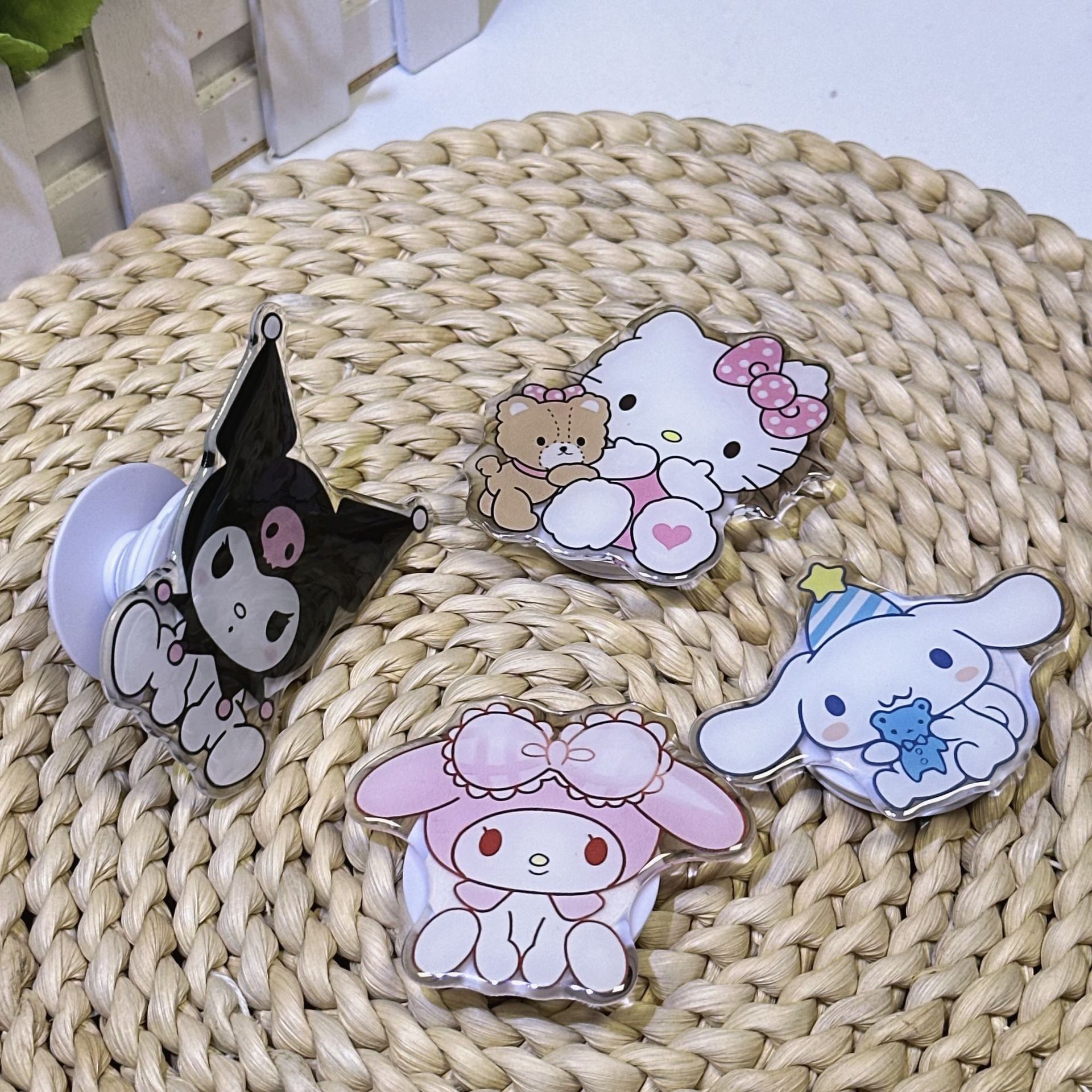 Sanrio Cartoon Airbag Stand Retractable Lazy Phone Holder Cute Cartoon Stand Phone Tablet Holder