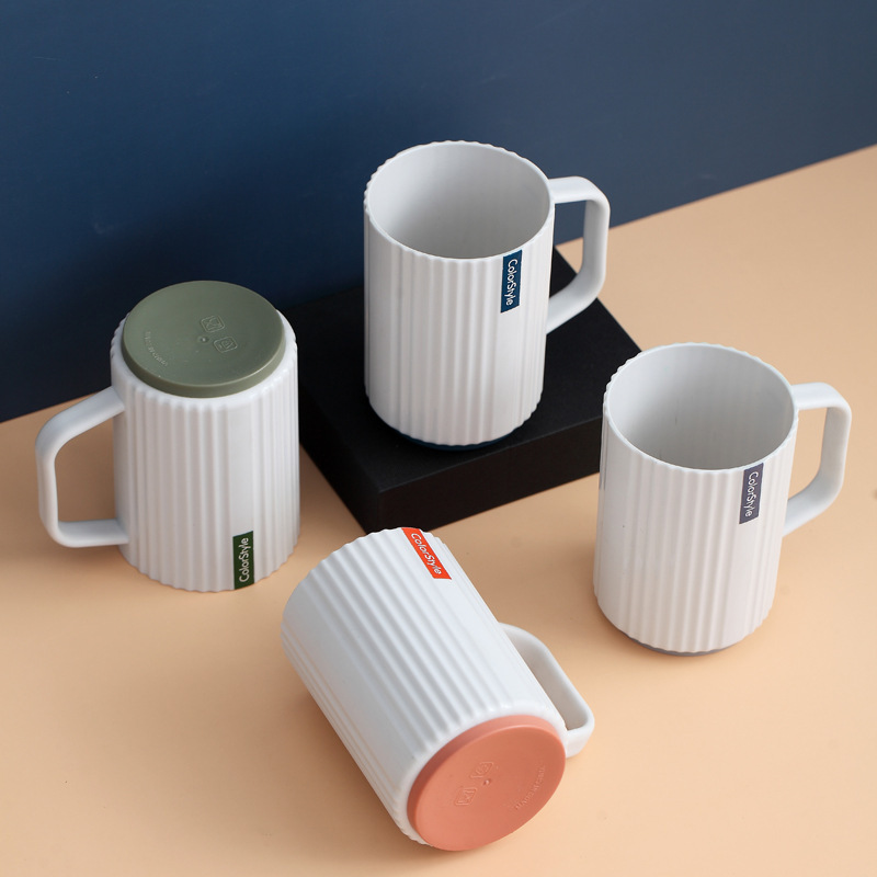 Double-toned Bathroom Tumbler With Handle For Student Dormitory_voghion.com