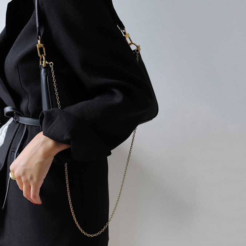 Luxury Niche Women's Handbag 2024 New Summer French Fashion Baguette Bag Underarm Shoulder Crossbody Bag Trendy - Thumbnail 4