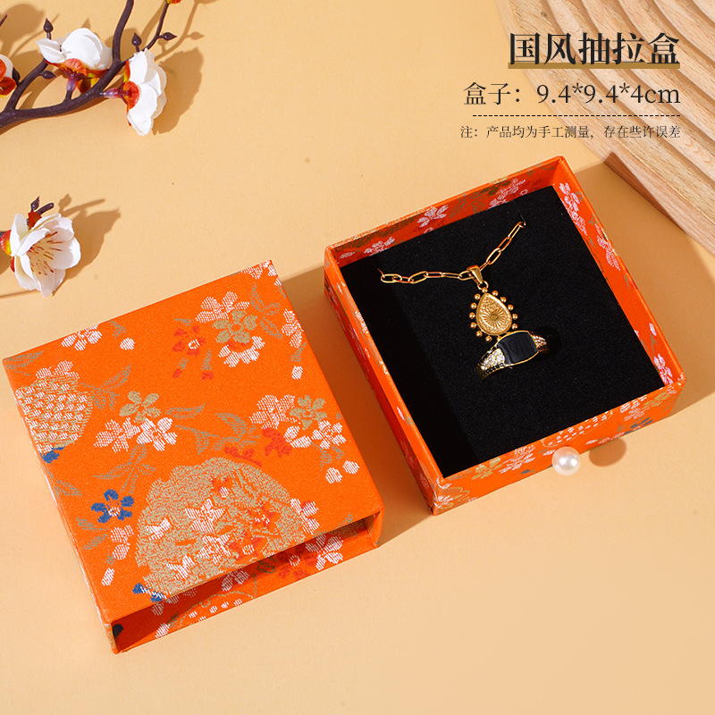 La antigua herencia de la caja de cajón de patrón Rui Wen jugar pulsera de perlas de Buda estilo nacional caja de joyas caja de embalaje de joyas de jade