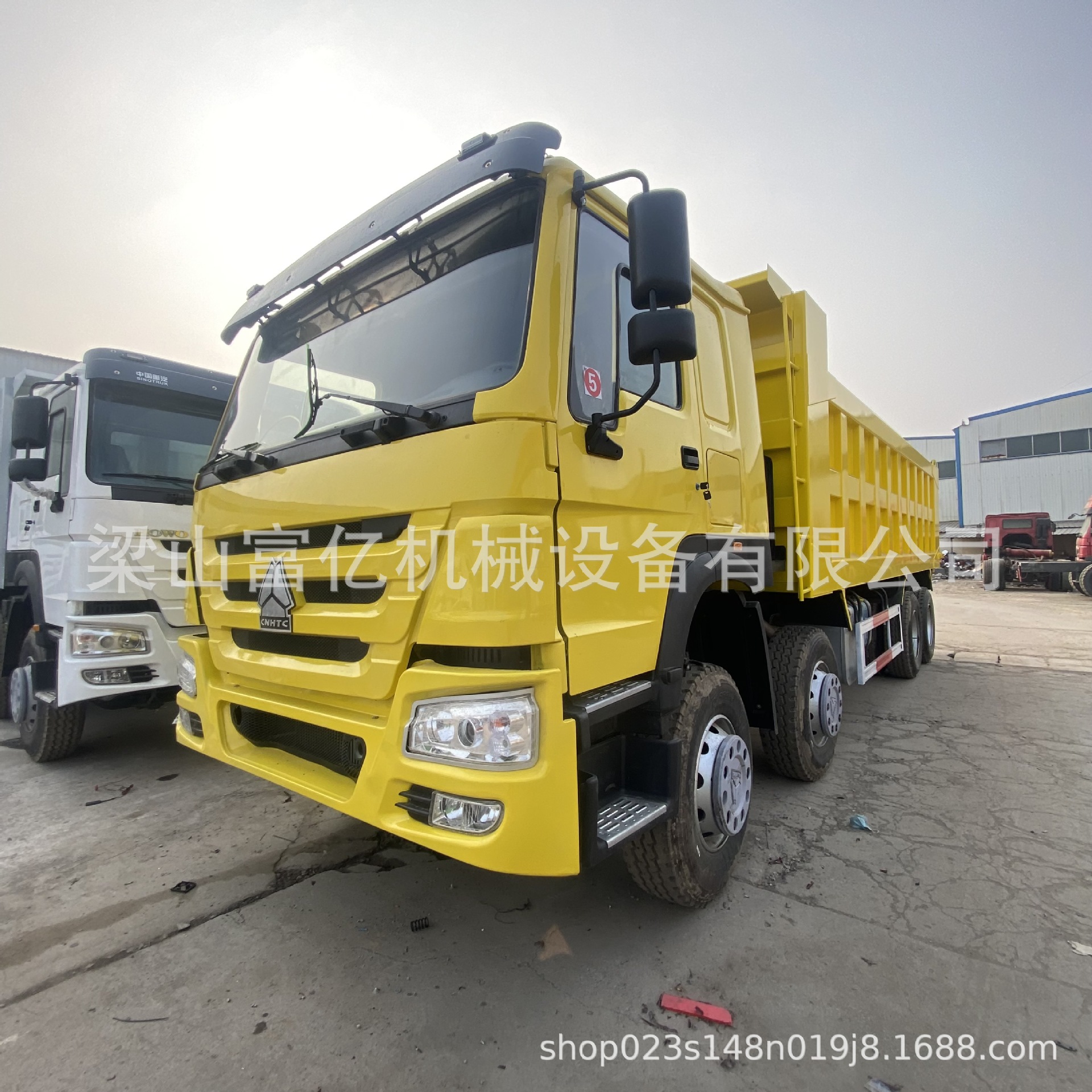 Foreign Trade Sales of China Heavy Truck Howo Tx, Four-Wheel Drive and Eight-Wheel Drive Dump Trucks, New Stock Vehicles, Used and Refurbished Vehicles