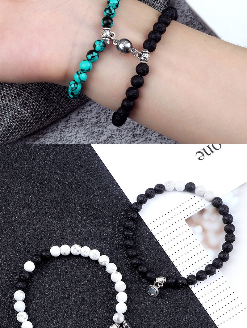 Heart beating couple bestie bracelets Creative niche design A pair of magnet bracelets attracting each other_voghion.com
