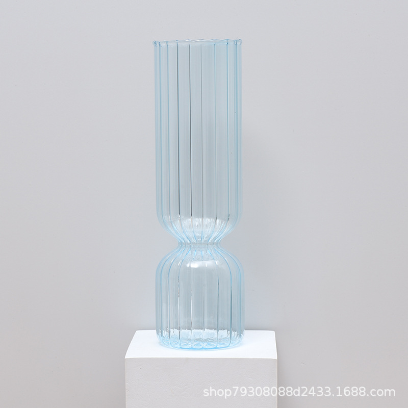 라이트 블루 스트레이트 스트라이프 꽃병
