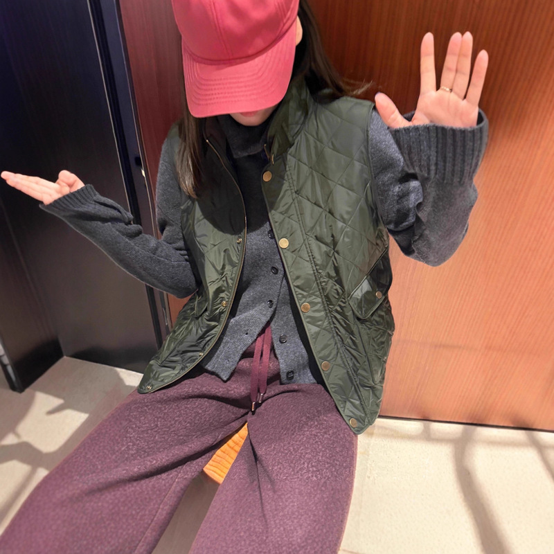 Old Friend Bi's Stylish Quilted Cotton Jacket for Women! Casual Stand Collar Quilted Vest for Wholesale