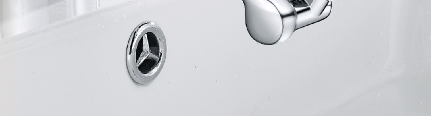 Copper mechanical arm, universal faucet, bubble maker, washbasin, rotatable faucet, swing arm, anti-splash wonder, extender Application Scenario
