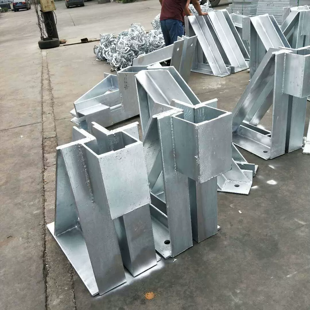 建筑结构钢板预埋件现货优惠折弯不等边角钢压弧支墩桥梁镀锌