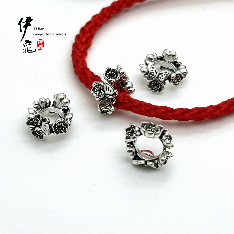 Accessory flower-shaped
