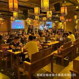 民谣桌椅实木商用餐桌椅组合厂家直销多规格餐桌酒吧面馆桌椅
