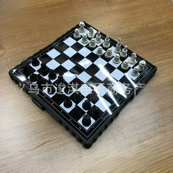 Supply AliExpress Amazon Portable Folding Magnetic Pocket Plastic Chess