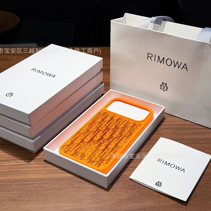 Rimowa Co-Branded Model Suitable for iPhone 17 Pro Max Phone Case, Anti-Fingerprint, Anti-Drop, Light Luxury Wholesale