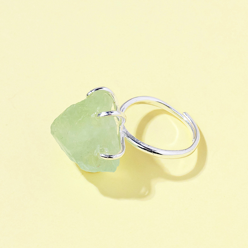 녹색 형석(6개의 발톱이 있는 은색 홀더)