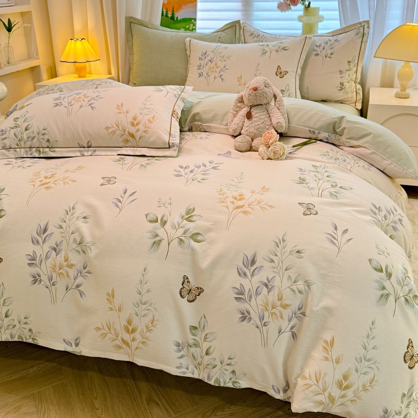 Otoño e invierno engrosado algodón molido cama de tres piezas set colchón de algodón cama cama de tres piezas set cama de lujo ligera de alta gama