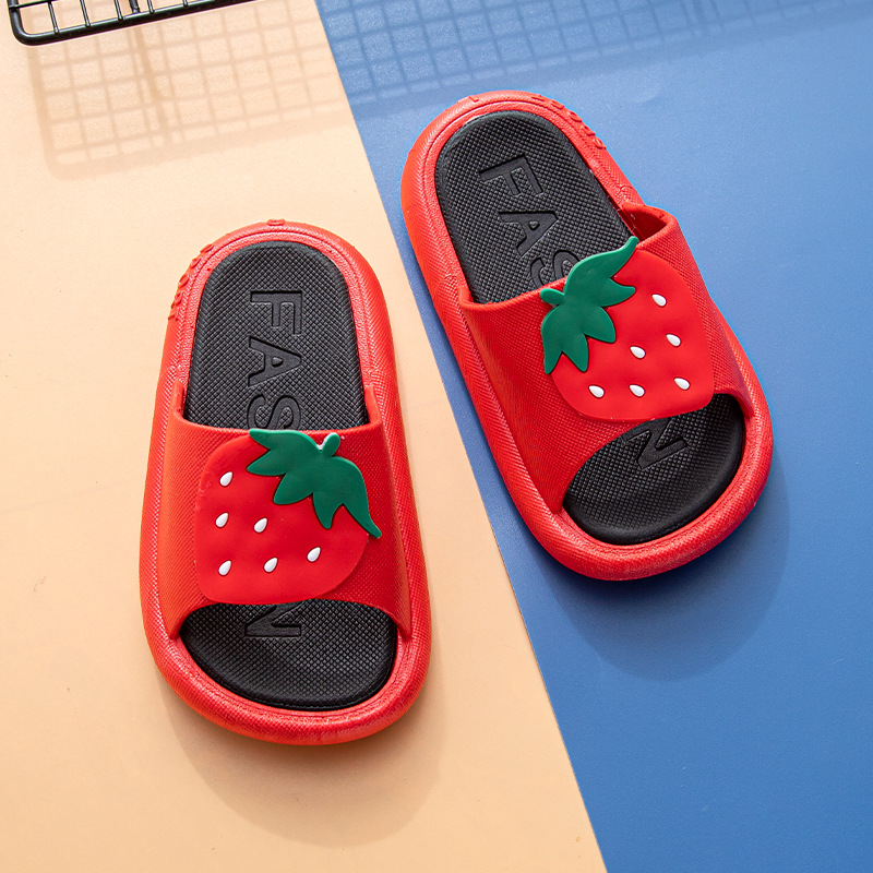 Yamuda Children's Slippers Middle-aged Children's Girls Summer Indoor Soft Bottom Household Bathing Baby's Sandals and Slippers Cute Strawberry