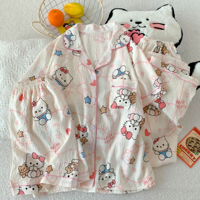 Cross-border tiro real nube de verano solapa de algodón cárdigan de tres piezas pantalones cortos de manga corta pantalones pijamas ropa de casa de dibujos animados para mujer