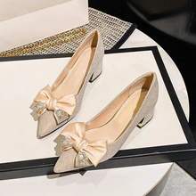 法式高跟鞋粗跟尖头单鞋女2025年新款春秋气质大码女鞋中跟婚鞋子