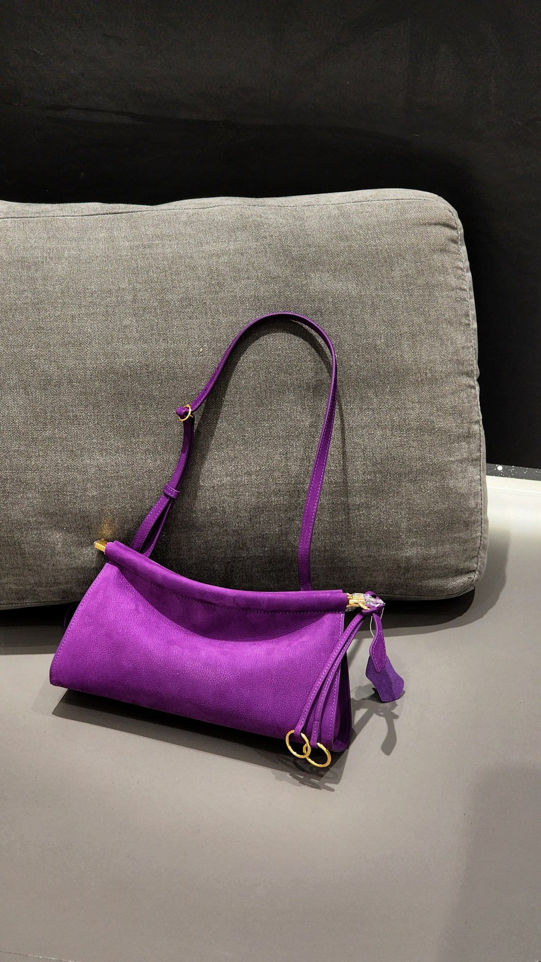 Top Grain Suede Matte Leather Retro Baguette Bag 2025 New Niche Design Underarm Shoulder Crossbody Bag For Women - Thumbnail 7