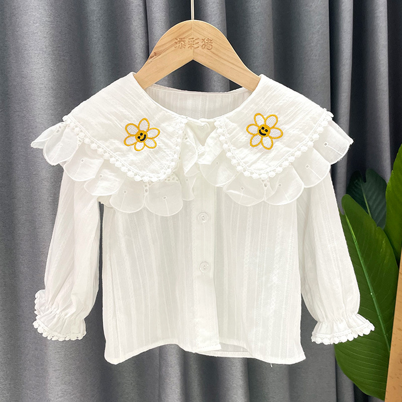 Camisa de estilo occidental para niñas Otoño Nueva camisa de manga larga para niños estilo coreano top de bebé flor bordada primavera y otoño moda