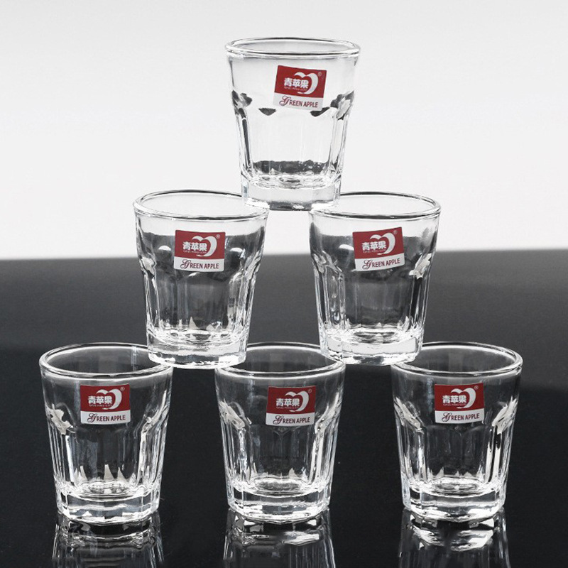 Manzana verde taza octogonal vino blanco vidrio espíritus vidrio transparente vidrio pequeño vino copa de roca taza gruesa taza de vino conjunto traje