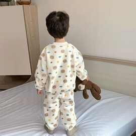 男女童2025秋冬新款宝宝法兰绒家居服冬季加绒加厚珊瑚绒冬装熊头