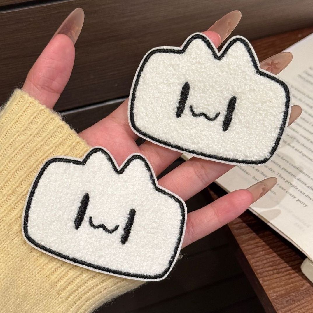 Soft and Cute Cat Hair Stickers, Cute Cartoon Square Face Big White Bangs Stickers, Seamless Magic Stickers, Versatile Hair Accessories