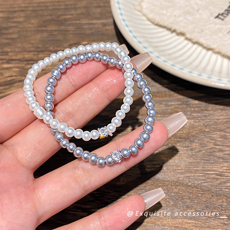 Retro sophisticated bracelet pearl with zircon