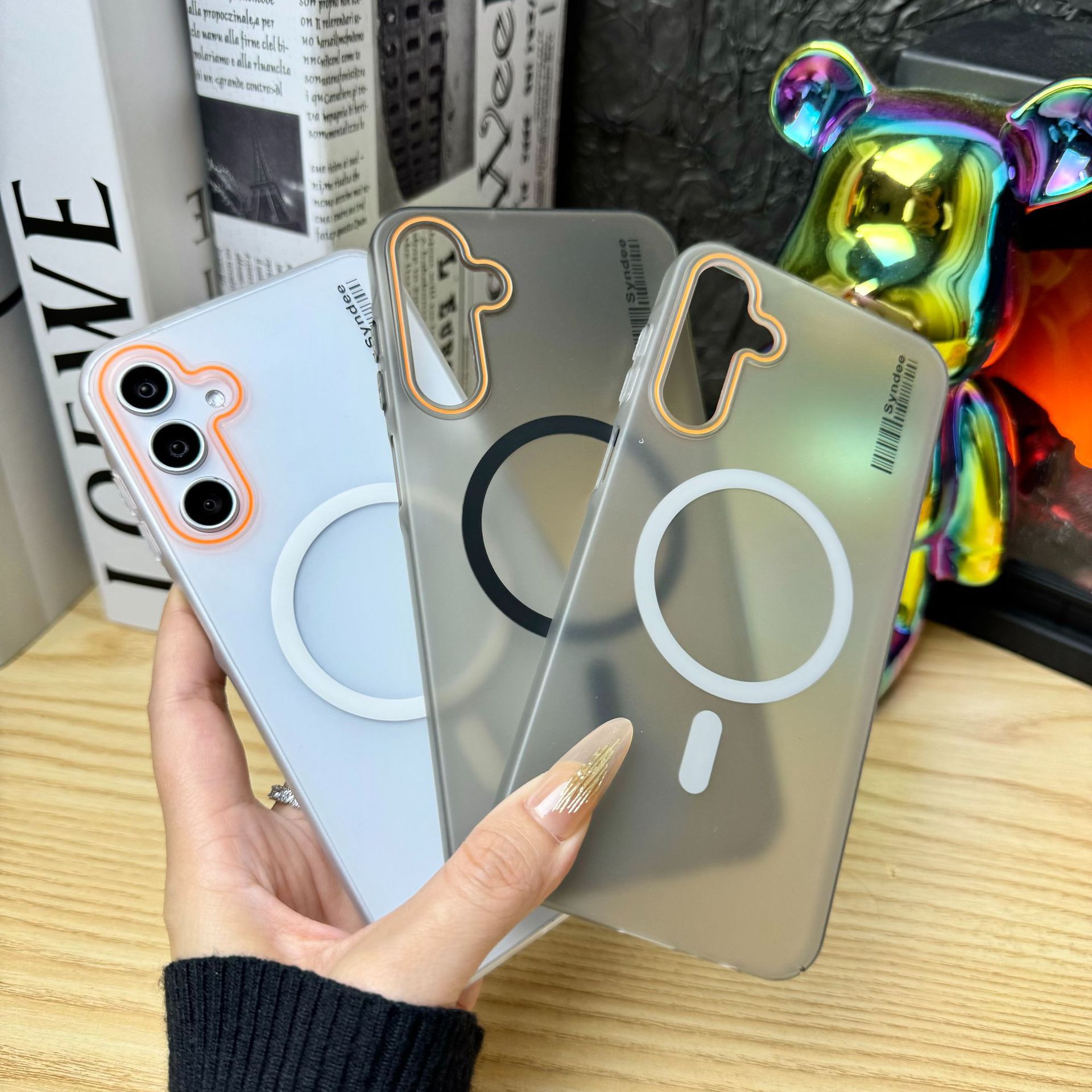 Soft Gauze Suitable for Samsung A56 Frosted Skin Magnetic Phone Case Samsung S25Ultra Translucent A55 Ultra-Thin Case