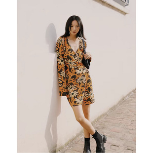 na������С���� Ůȹ�Ӹ߼��д���ˇ�gӡ���U�ղ�Ъ�����B��ȹŮ