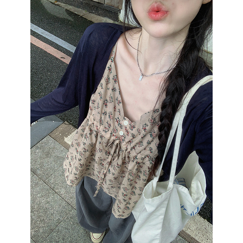 谢不肉 复古碎花V领无袖吊带背心女夏季设计感修身百搭短款上衣|undefined