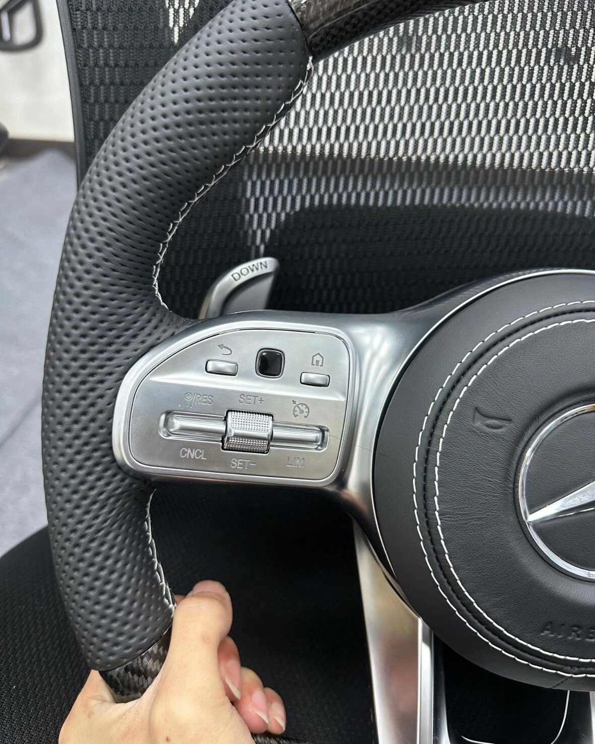 Mercedes-Benz steering wheel 809CLA C-Class E-Class S-Class ML old model upgraded to new model steering wheel C200 E300 AMG