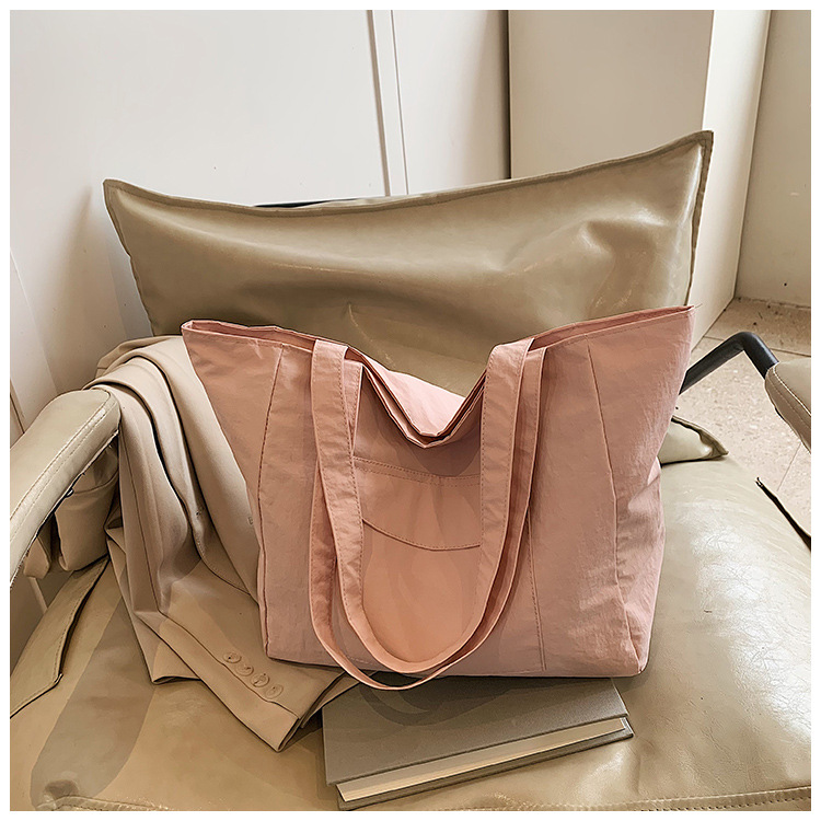 Cross-border laid-back style nylon bag for women 2025 new casual large-capacity shopping handbag, simple and lightweight single-shoulder bag undefined