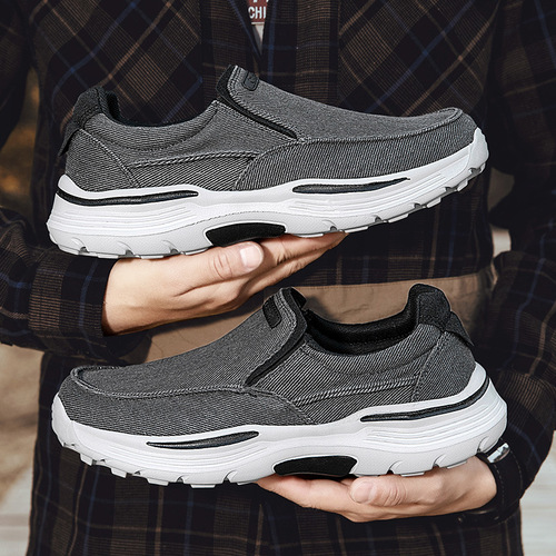 Factory Direct Sale Canvas Shoes Men Old Beijing Fabric Shoes One-Piece Thick Sole Lazy Man Men Extra Large Size 48 Fabric Shoes