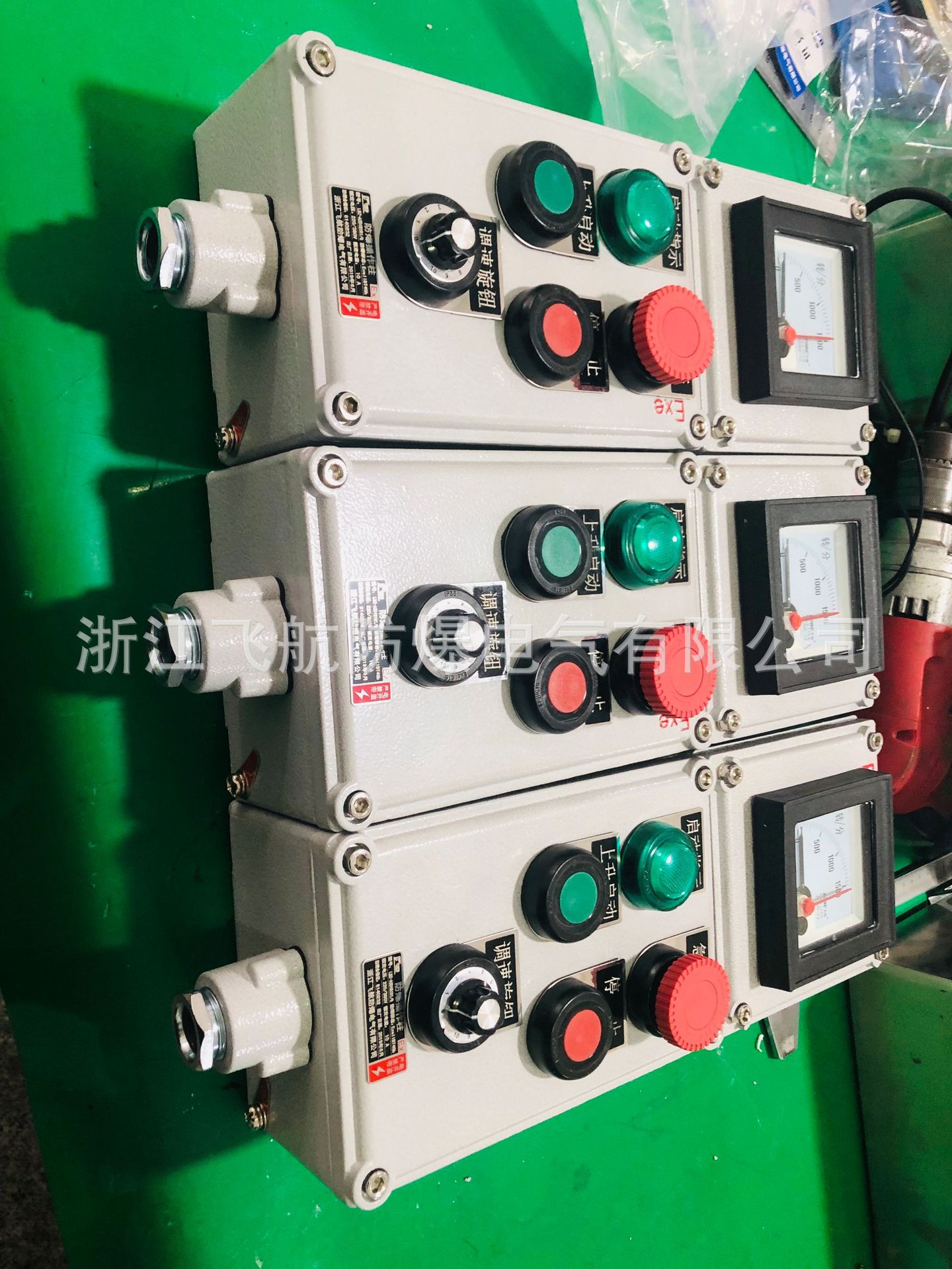 ������������LBZ����������������������