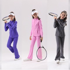 女の子のヨガのスポーツウェア秋冬のスーツの女子学生の羽のテニスの速乾の服の長袖のコートはやせているスピーカーのズボンを現します。