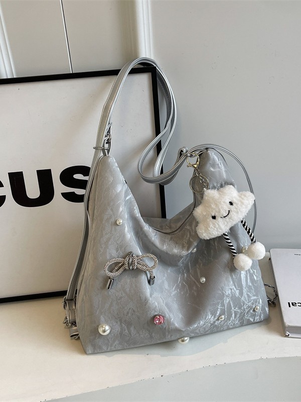 Bolsa de gran capacidad para mujeres 2024 nuevo nicho de alto nivel de diseño de diamantes de viaje multifuncional mochila de doble hombro inclinada