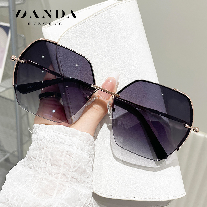 Nuevo metal nylon gafas de sol JS8561 moda todo partido cara-mirando pequeñas gafas de sol viajes calle tiro gafas de sol de protección solar