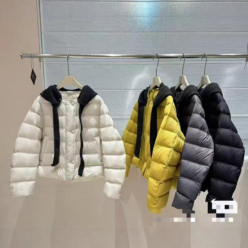 2026 Winter New Knitted Hat down Jacket Women's Short Color-Block Versatile down Coat 90% White Duck down Wholesale