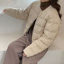 2025秋冬新款圆领轻薄款羽绒服白鸭绒女装保暖外套白鸭绒时尚潮