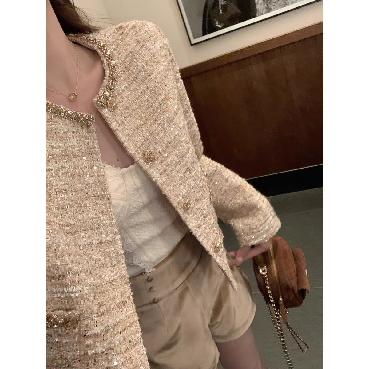 Tweed Chanel-Style Jacket with a Round Neck, High-Quality Slimming and Elegant Top, High-End Heavy-Duty Custom Rhinestone Woven Cardigan